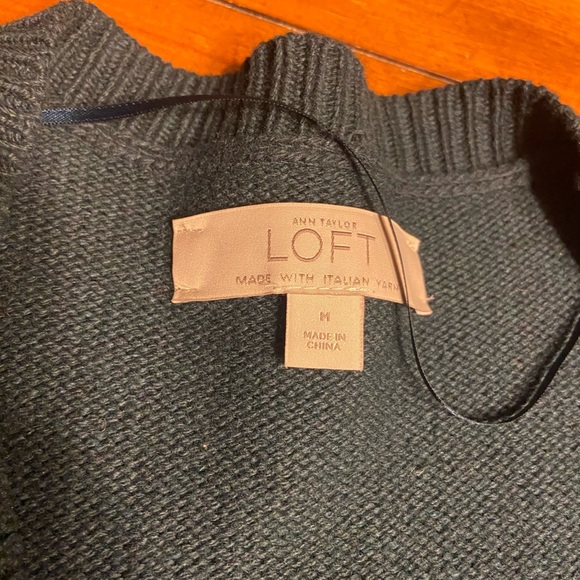 2 Loft Cardigans - Picture 4 of 5